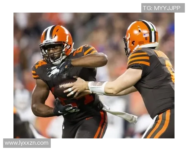 布莱克本与贝里激战正酣谁能在这场对决中笑到最后